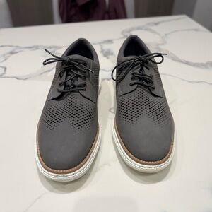 Cole Haan Men's Perforated Lace-Up Oxfords in Charcoal Gray/White Sole, Sz 10